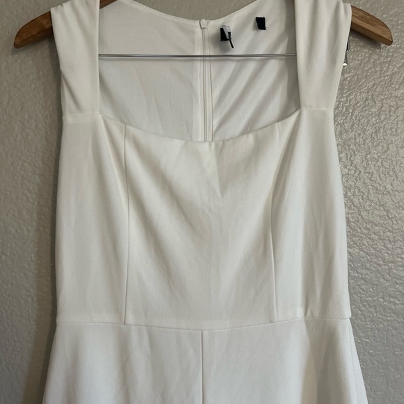 NWOT Enticing Endeavors White Jumpsuit wedding Bridal - Picture 4 of 6